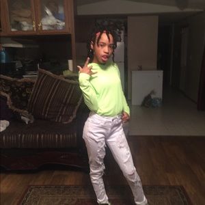 Meet your Posher, Destiny